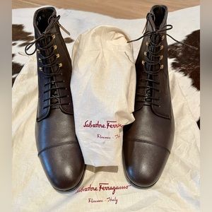Hi Top Salvatore Ferragamo Leather Boots